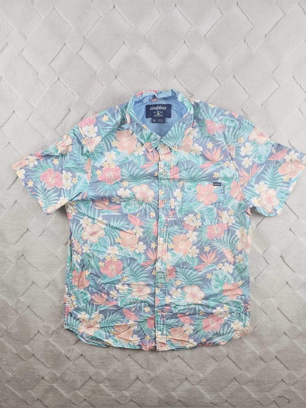 Chubbies Button Up Shirt Mens Medium Tropical Floral Print Short Sleeve